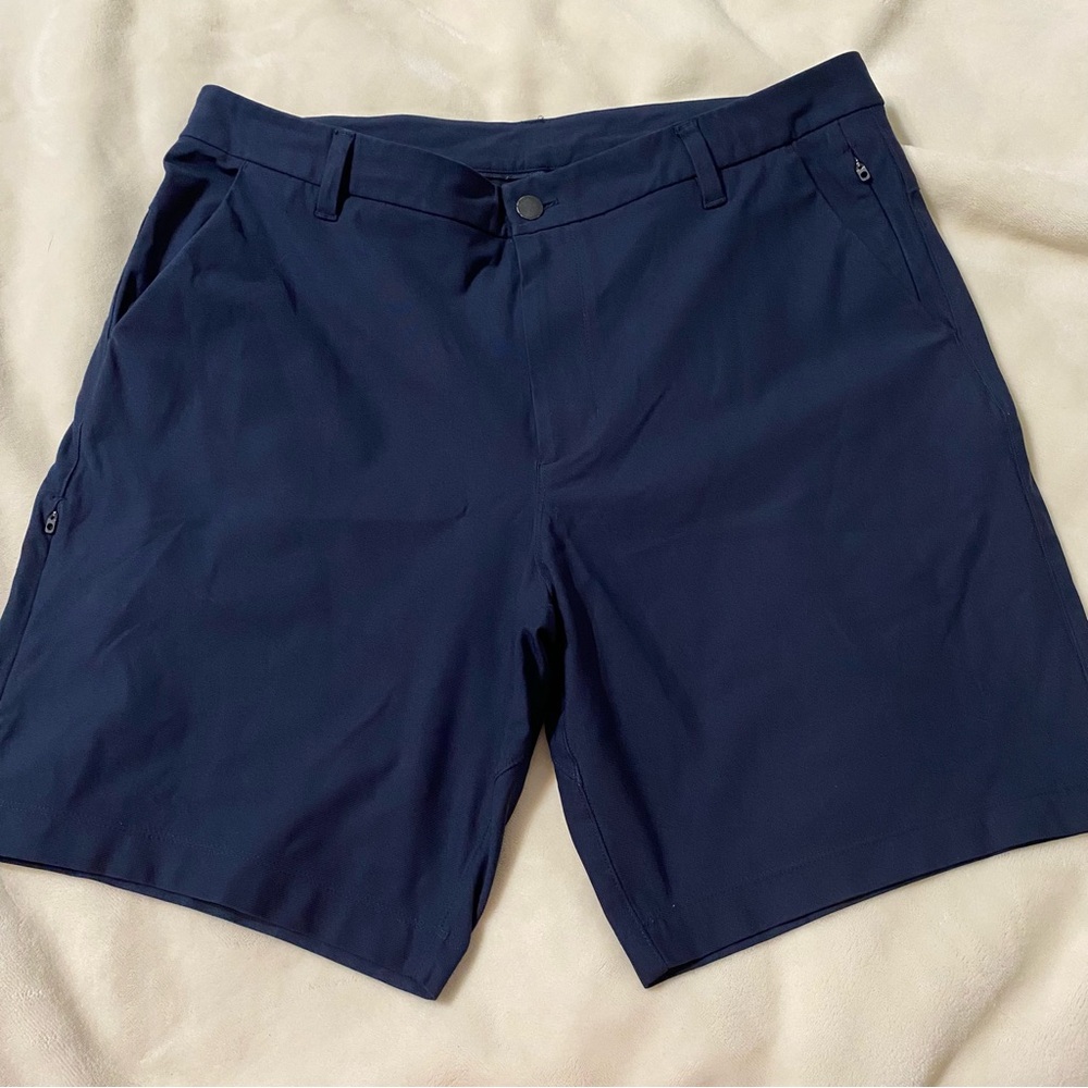 7 Diamonds Men’s Blue Infinity Shorts sz 34 Modern Length Flat Front